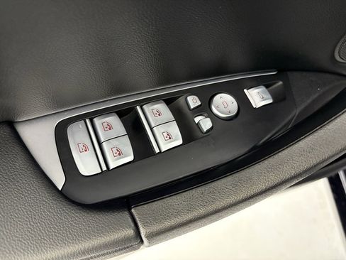 Used 2023 BMW X4 M40i w/ Premium Package image 15