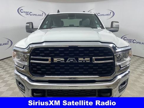 Used 2024 RAM 2500 Big Horn AWD/4WD image 10