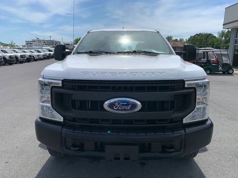 Used 2020 Ford F250 XL AWD/4WD image 2