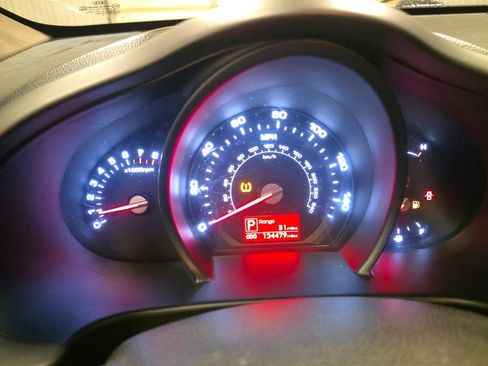 Used 2011 Kia Sportage LX image 9