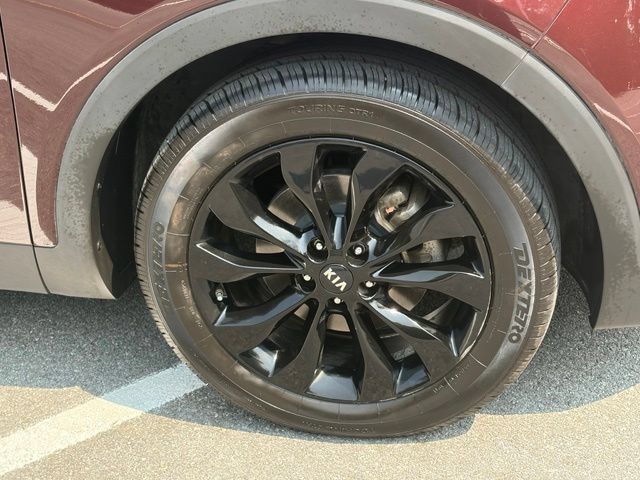 Used 2020 Kia Sorento S FWD image 11