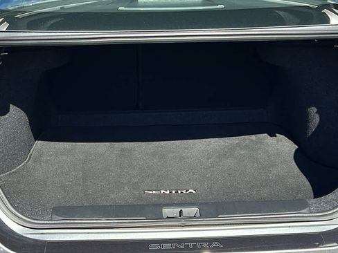 Used 2021 Nissan Sentra SR FWD image 27