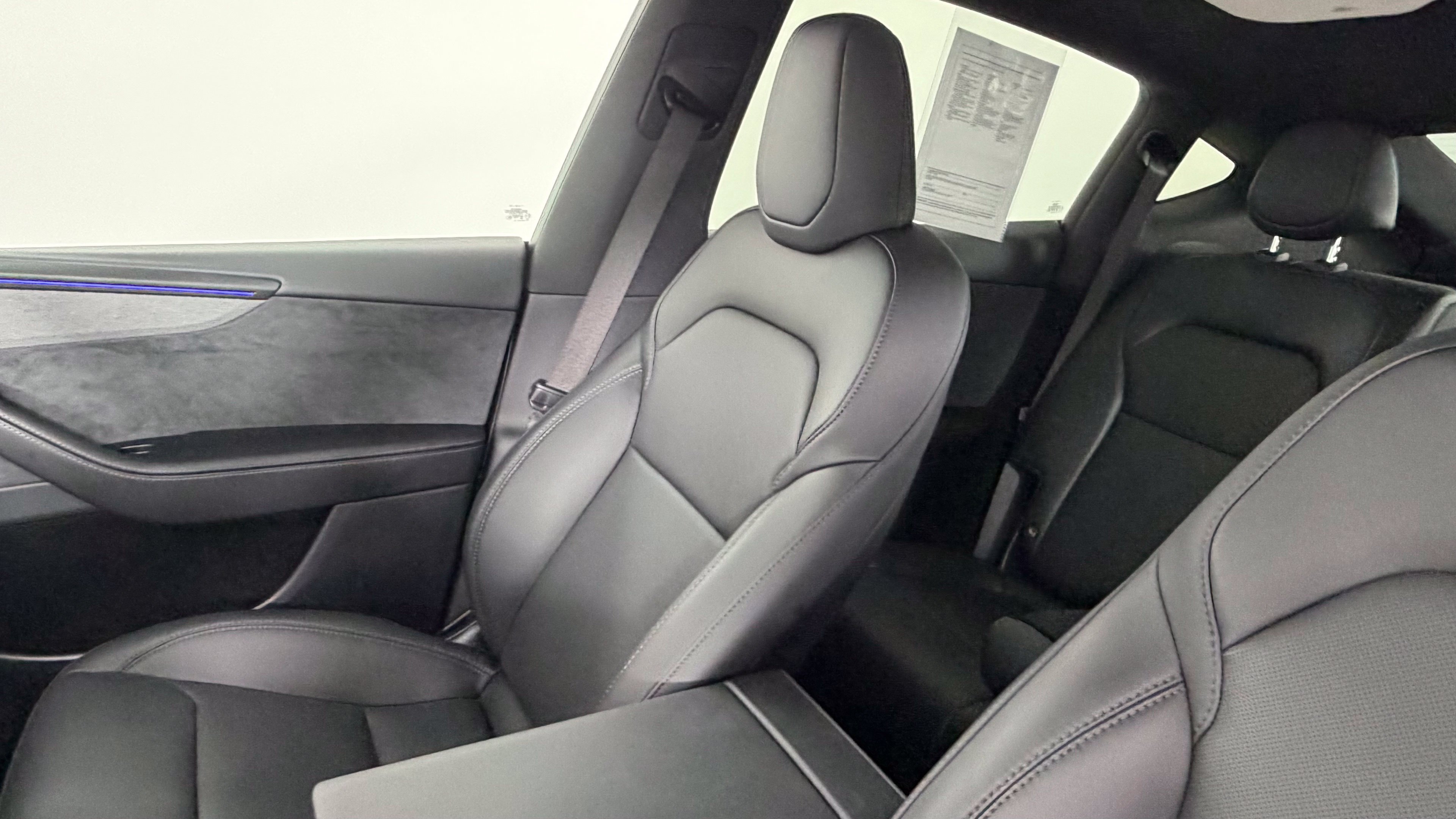 Used 2026 Tesla Model Y Long Range RWD image 26