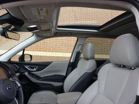 Used 2023 Subaru Forester Limited image 18