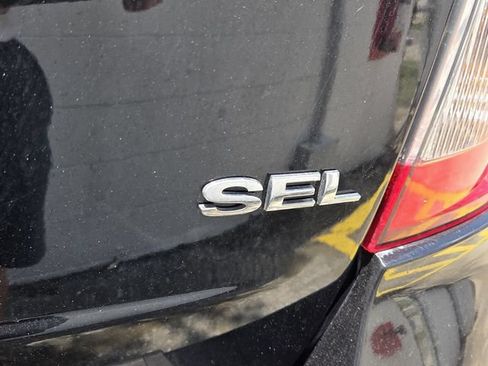 Used 2013 Ford Edge SEL FWD image 5