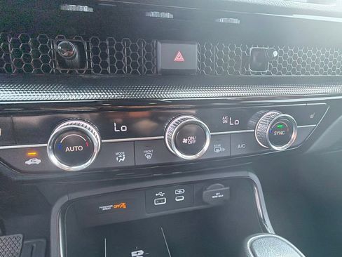 Used 2025 Honda CR-V EX-L image 36