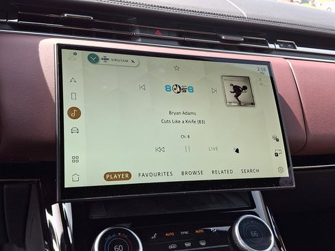 Used 2023 Land Rover Range Rover Sport SE Dynamic image 17