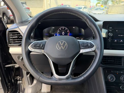 Used 2025 Volkswagen Taos S FWD image 25