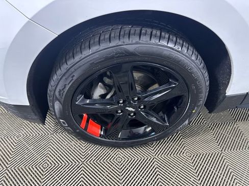 Used 2020 Chevrolet Equinox Premier w/ Premier Redline Edition image 10