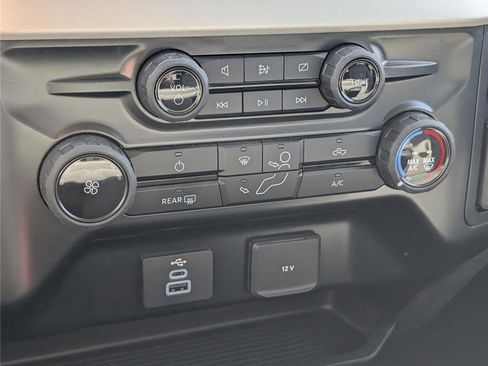 Used 2024 Ford F250 XL w/ STX Appearance Package image 21