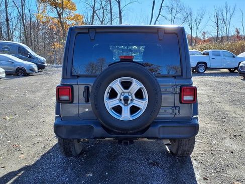 Used 2019 Jeep Wrangler Unlimited Sport S AWD/4WD image 6