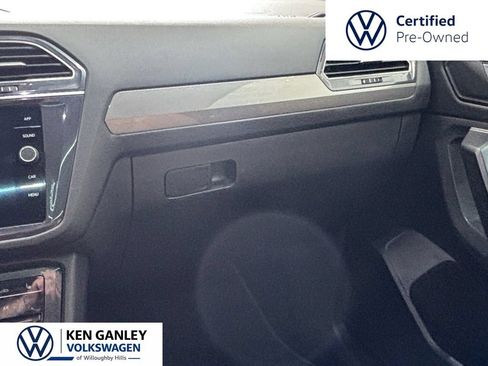 Certified 2023 Volkswagen Tiguan SE w/ Panoramic Sunroof Package AWD/4WD image 13