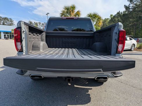 Used 2024 GMC Sierra 1500 Elevation w/ LPO, Elevation Black Package image 13