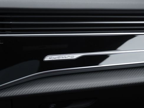 New 2026 Audi RS Q8 performance image 19