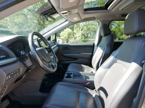 Used 2018 Honda Odyssey Touring image 8