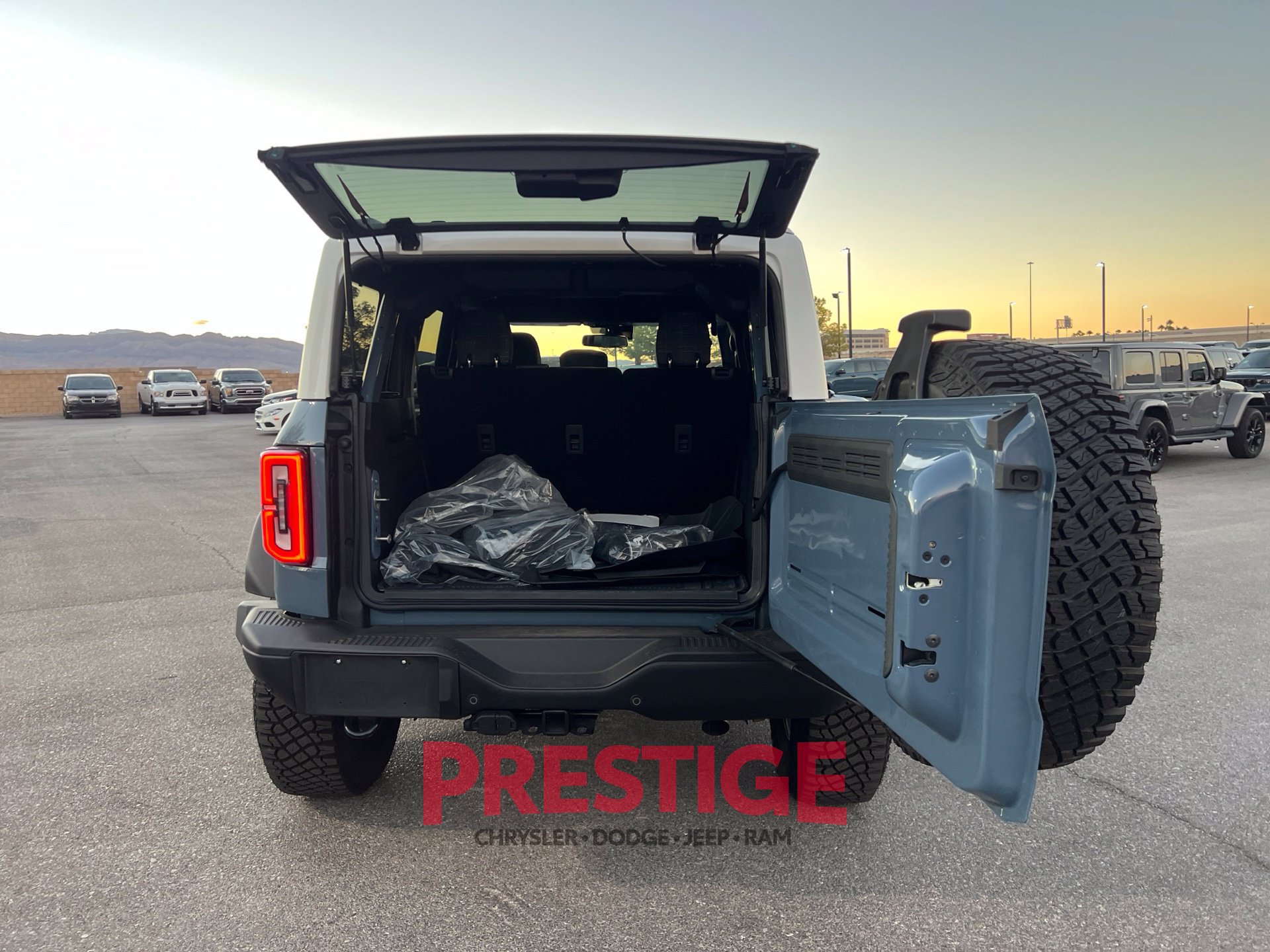 Used 2023 Ford Bronco Heritage Edition AWD/4WD image 18
