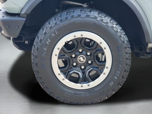 Used 2021 Ford Bronco Black Diamond AWD/4WD image 31