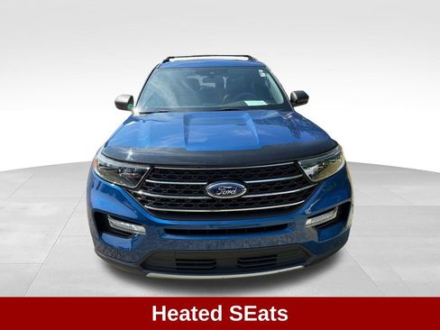 Used 2020 Ford Explorer XLT w/ Equipment Group 202A AWD/4WD image 10
