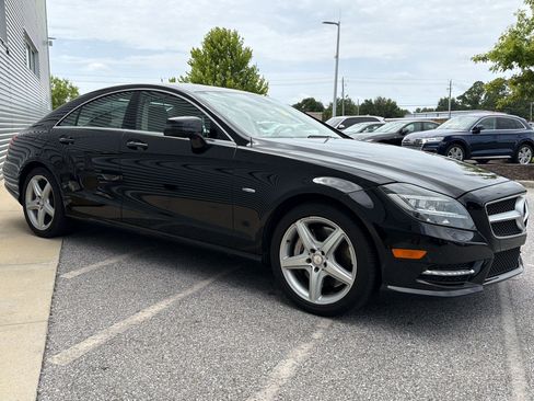 Used 2012 Mercedes-Benz CLS 550 image 4