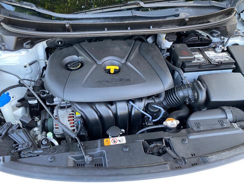 Used 2014 Hyundai Elantra GT FWD image 51