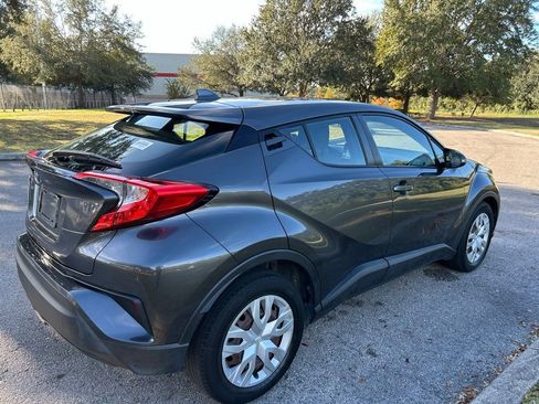 Certified 2021 Toyota C-HR LE image 5