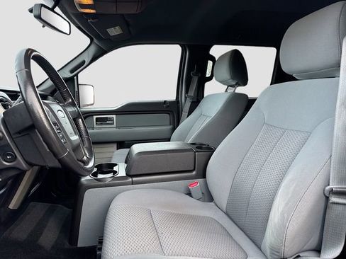 Used 2011 Ford F150 XLT w/ XLT Convenience Pkg image 11