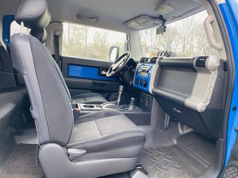 Used 2007 Toyota FJ Cruiser Base image 21