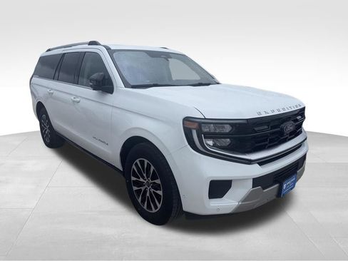 Used 2025 Ford Expedition Max Platinum AWD/4WD image 8
