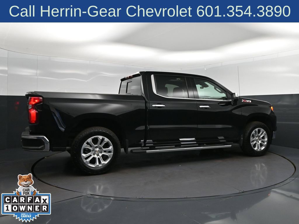 Used 2026 Chevrolet Silverado 1500 LTZ w/ LTZ Premium Package AWD/4WD image 8