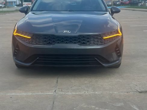 Used 2021 Kia K5 LXS FWD image 2