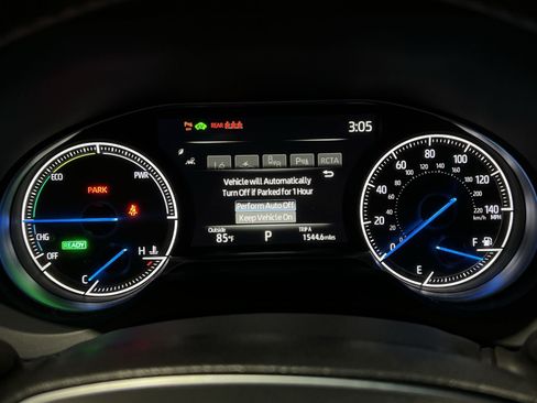 Used 2024 Toyota Venza XLE AWD/4WD image 22