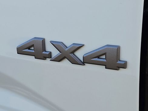 Certified 2024 Nissan Frontier S w/ Technology Package image 30