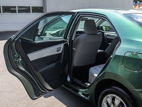 Used 2015 Toyota Corolla LE FWD image 21