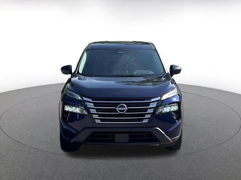 Used 2025 Nissan Rogue SV image 4