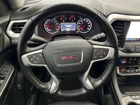 Used 2023 GMC Acadia SLT FWD image 24