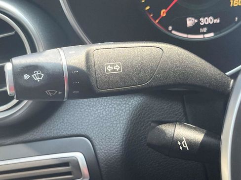 Used 2021 Mercedes-Benz C 300 Sedan image 32