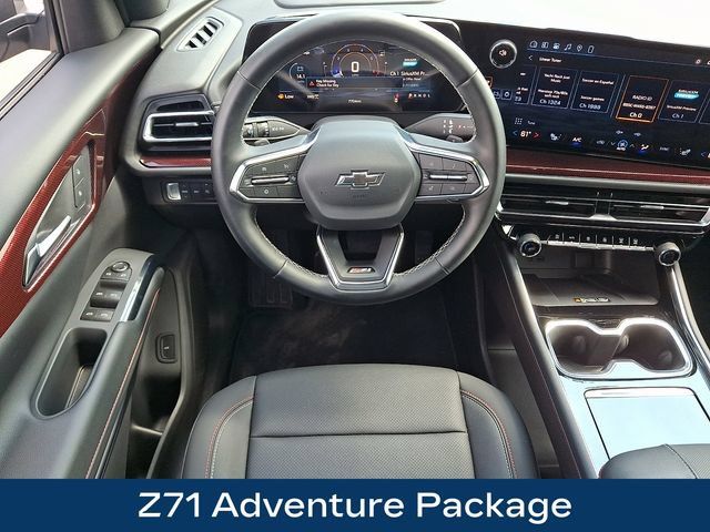 Used 2026 Chevrolet Traverse Z71 AWD/4WD image 3