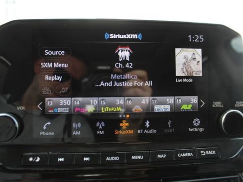 Used 2025 Nissan Pathfinder Platinum w/ Cargo Package AWD/4WD image 18