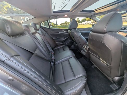 Used 2018 Nissan Maxima 3.5 SL FWD image 36