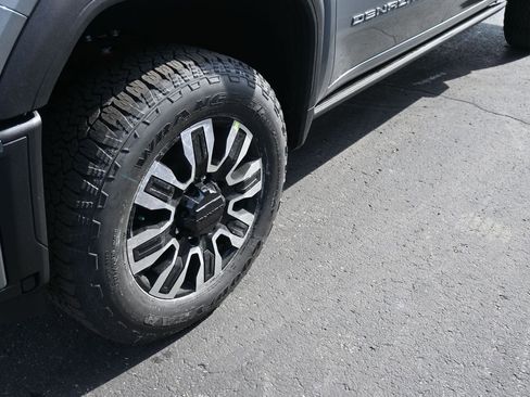 New 2026 GMC Sierra 3500 Denali Ultimate image 12