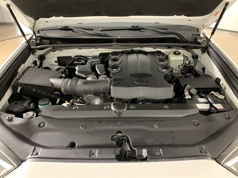 Used 2018 Toyota 4Runner TRD Off-Road Premium image 42