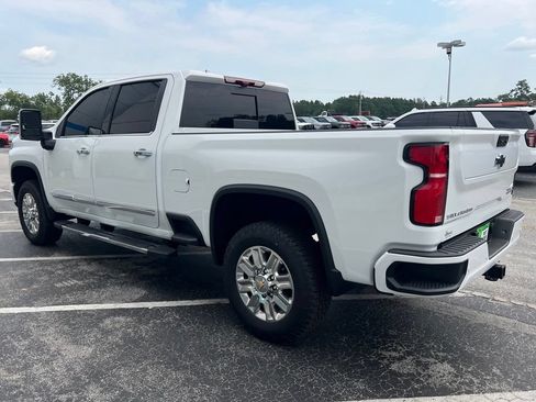 Used 2025 Chevrolet Silverado 2500 High Country w/ Technology Package AWD/4WD image 29