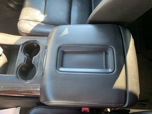 Used 2020 GMC Yukon SLT w/ Open Road Package image 42