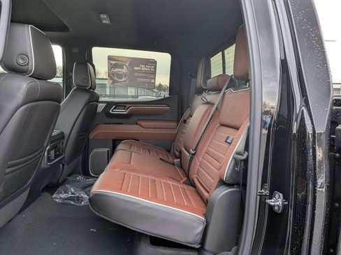 New 2026 GMC Sierra 1500 Denali Ultimate image 9