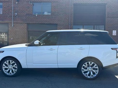 Used 2018 Land Rover Range Rover Supercharged image 22