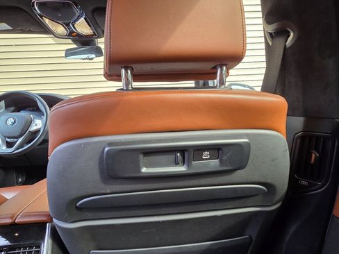 Used 2021 BMW X7 xDrive40i w/ Executive Package 2 image 37