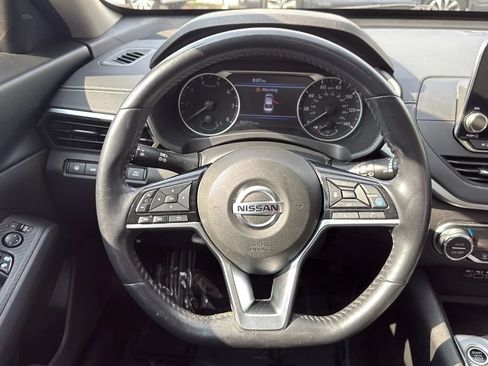 Used 2019 Nissan Altima 2.5 SV FWD image 30