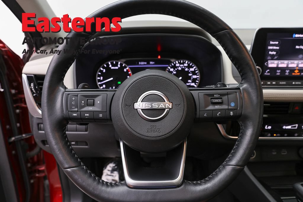 Used 2023 Nissan Rogue SV w/ SV Premium Package AWD/4WD image 11