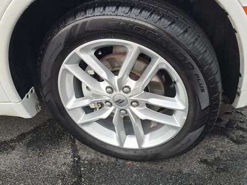 Used 2024 Dodge Durango GT RWD image 6