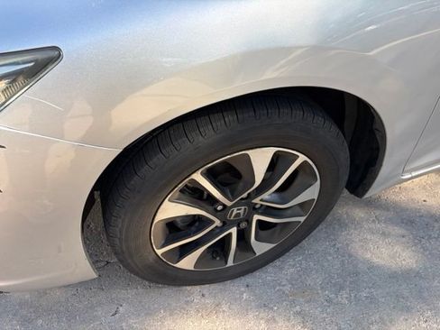 Used 2013 Honda Civic EX image 9